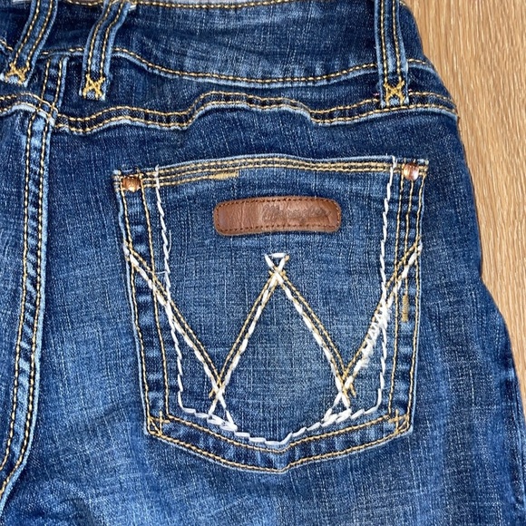 Wrangler bootcut jeans size 9 x 32 denim women’s jeans blue - Picture 2 of 8